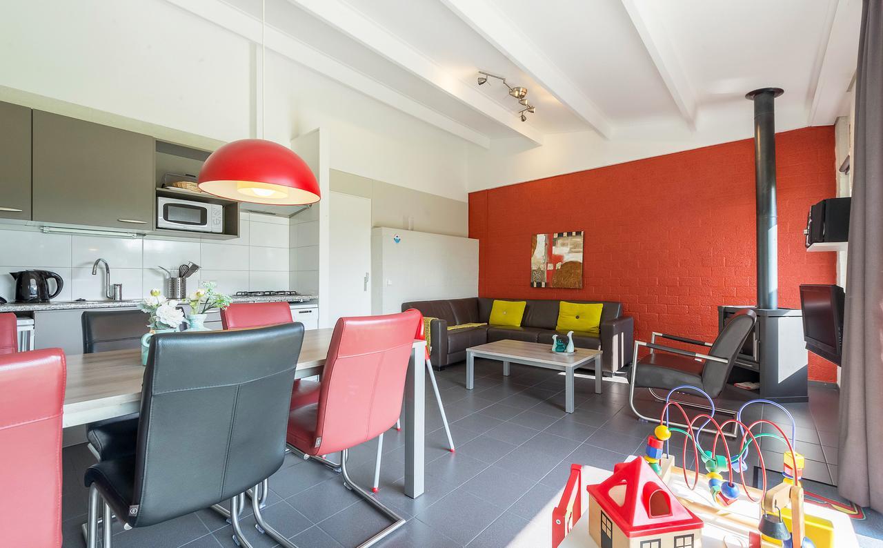 Roompot Schin Op Geul Born Szoba fotó